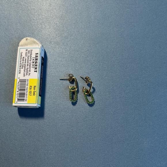 Vintage Green and gold earrings - Picture 3 of 3